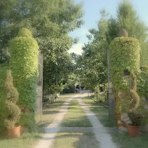 https://podere-casanova-pistoia.it-tuscanyhotel.com
